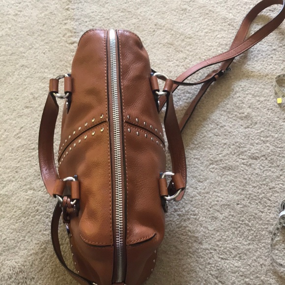 Handbag - Picture 6 of 15